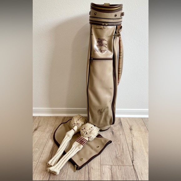 Burberry Other - Vintage Burberrys Leather Golf Bag.